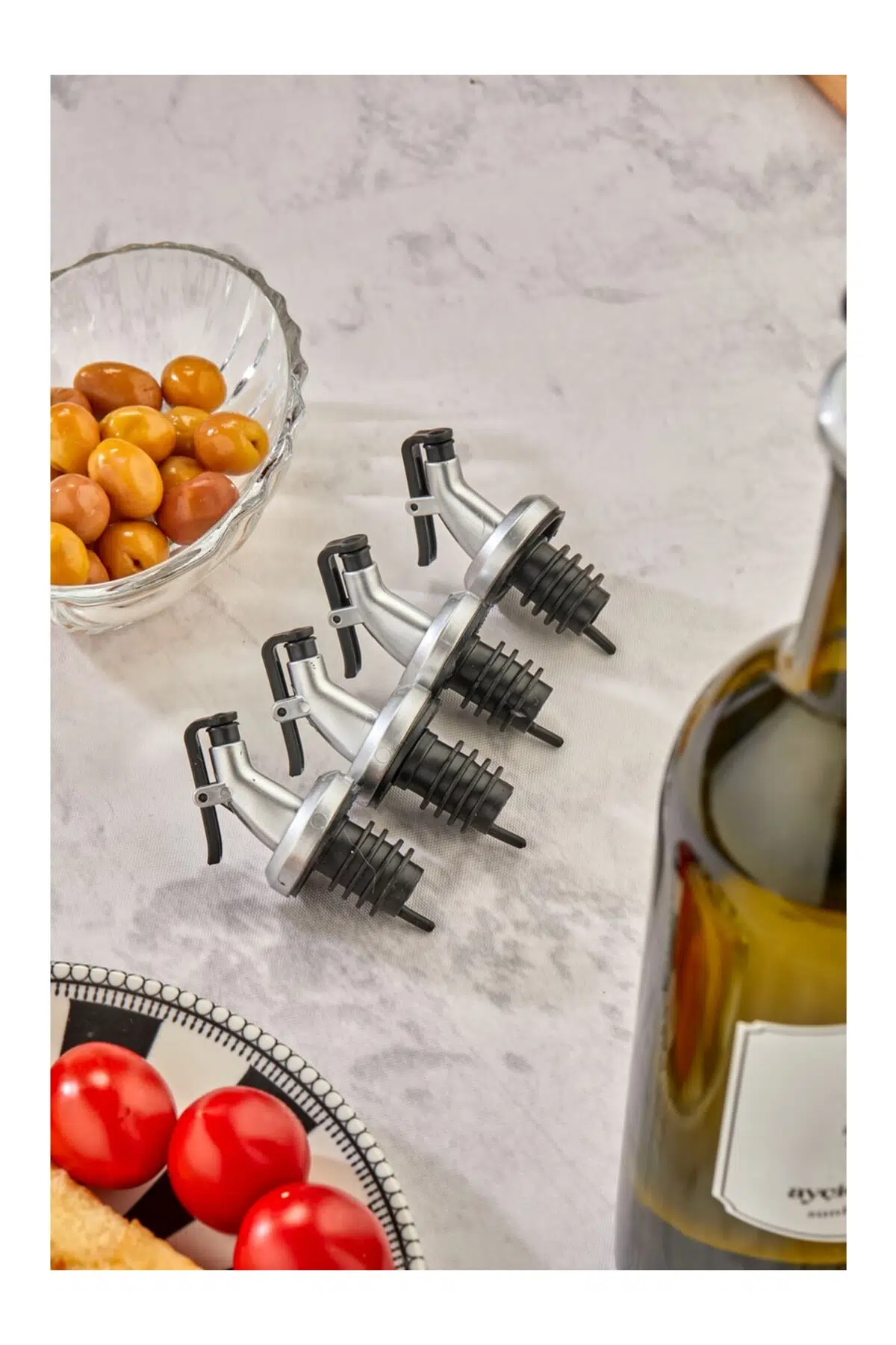 4'lü Kapaklı Şişe Ucu Servis Aparatı Damlalık Yağdanlık Tıpa Tapa Mantar